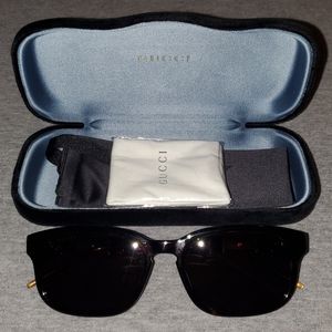 ***Authentic*** Gucci Sunglasses